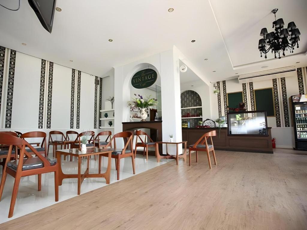 Phonethip Plaza Hotel Vientiane Exterior photo