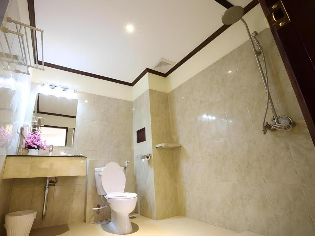 Phonethip Plaza Hotel Vientiane Exterior photo