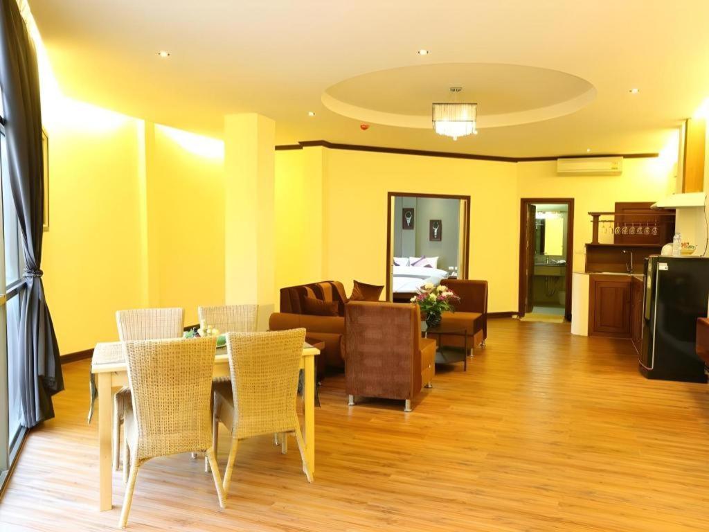 Phonethip Plaza Hotel Vientiane Exterior photo