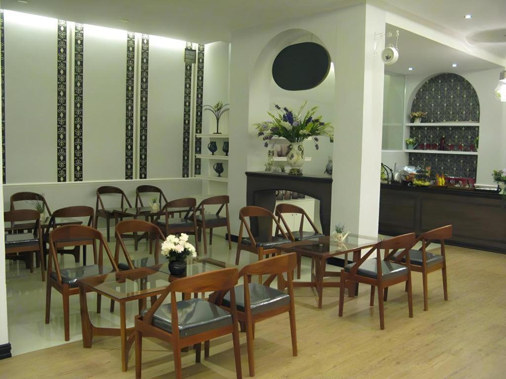 Phonethip Plaza Hotel Vientiane Exterior photo