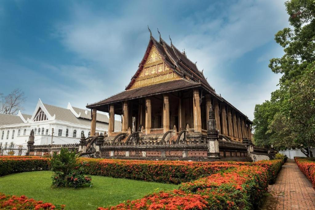 Phonethip Plaza Hotel Vientiane Exterior photo
