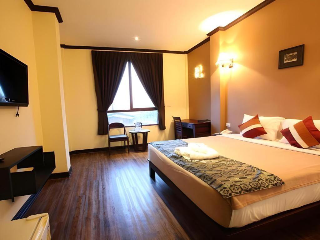 Phonethip Plaza Hotel Vientiane Exterior photo